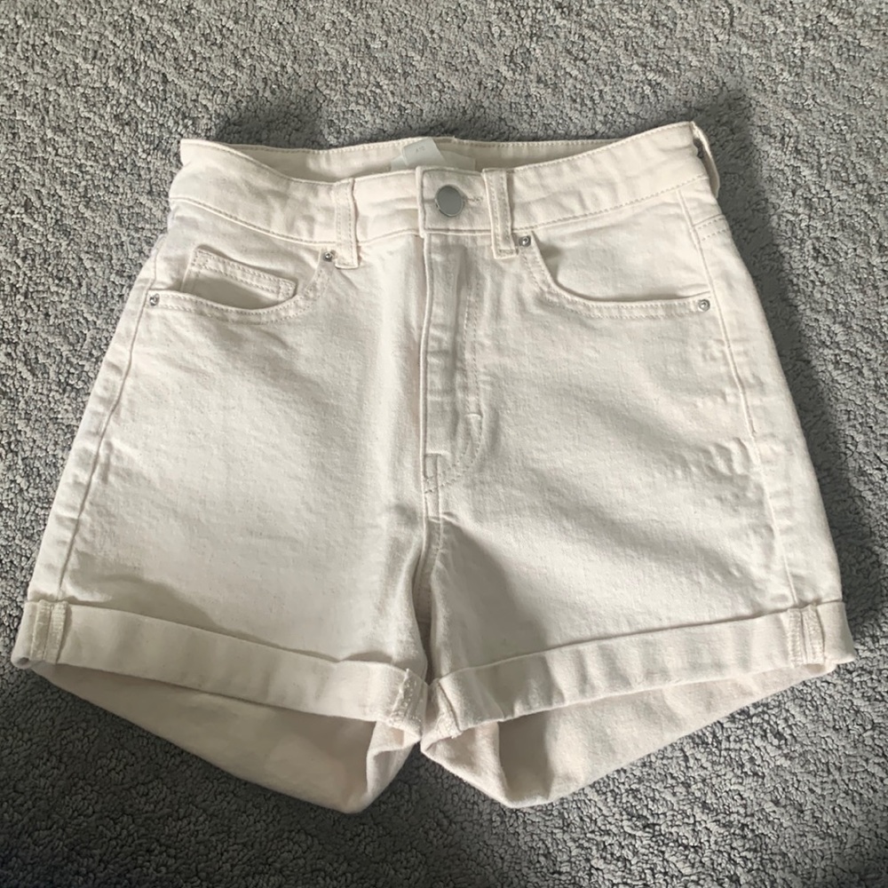 H&M High Waisted Khaki Shorts
